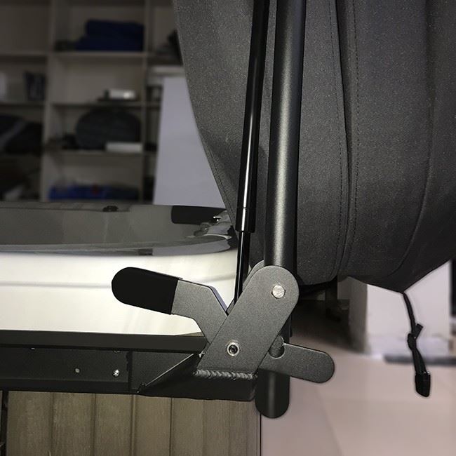 TS-11 Hydraulic Cover Lifter